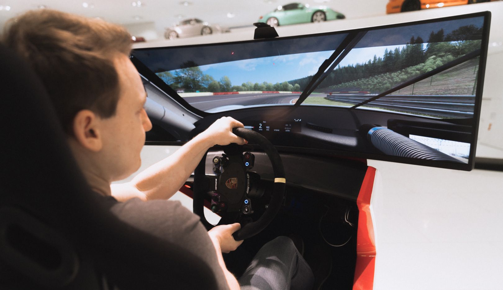 #GetCreativeWithPorsche: SimRacing