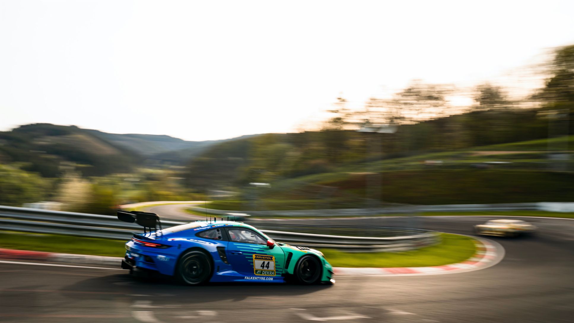 Porsche 911 GT3 R, Falken Motorsports (#44), Tim Heinemann (D), Nico Menzel (D), Martin Ragginger (A), Sven M&uuml;ller (D), 24-hour race, N&uuml;rburgring, Germany, 2024, Porsche AG