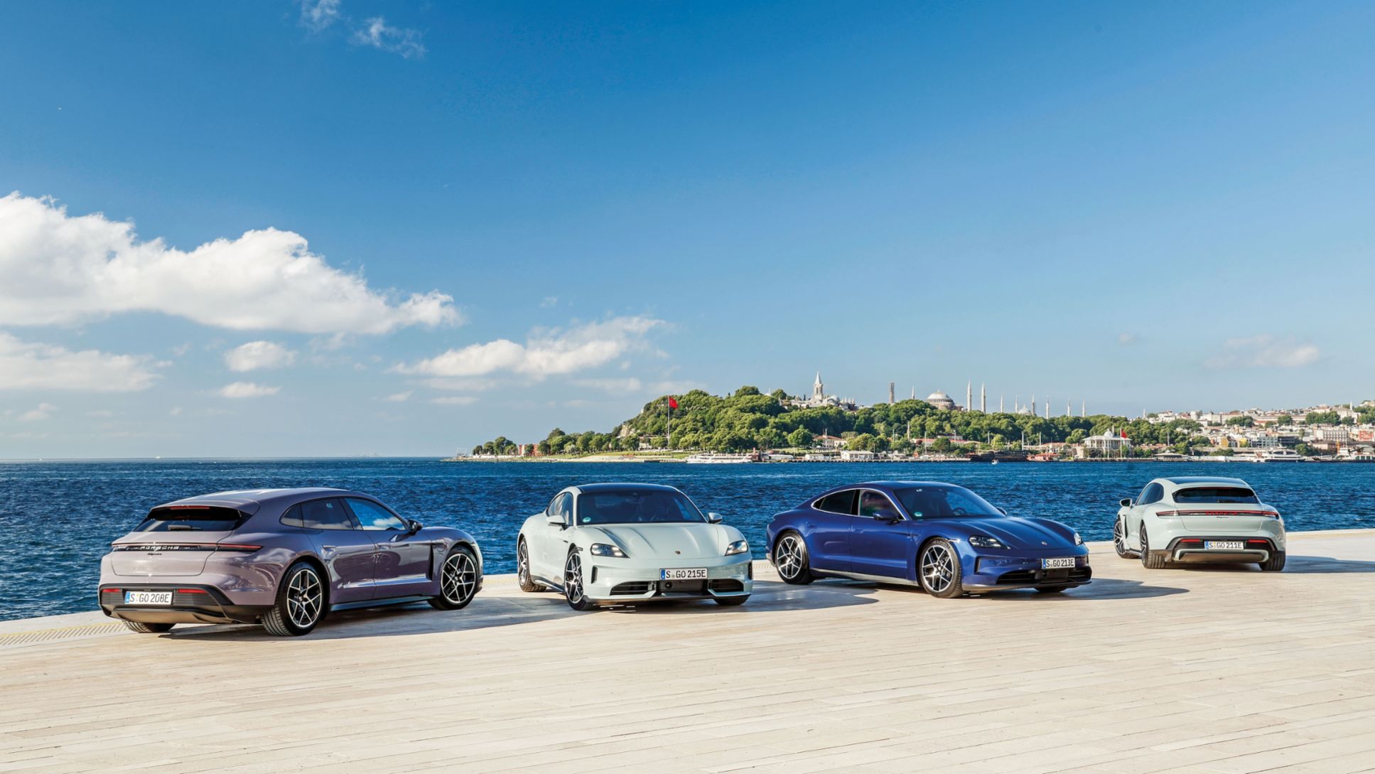 Taycan mit Performance Batterie Plus, Taycan Sport Turismo mit Performance Batterie Plus, Roadtrip Stuttgart - Istanbul - Stuttgart, 2024, Porsche AG