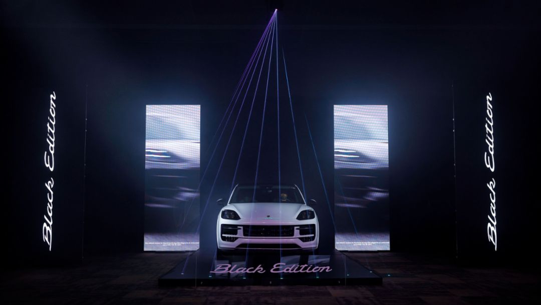 Porsche M&eacute;xico ampl&iacute;a su oferta de producto con Taycan y Cayenne Black Edition