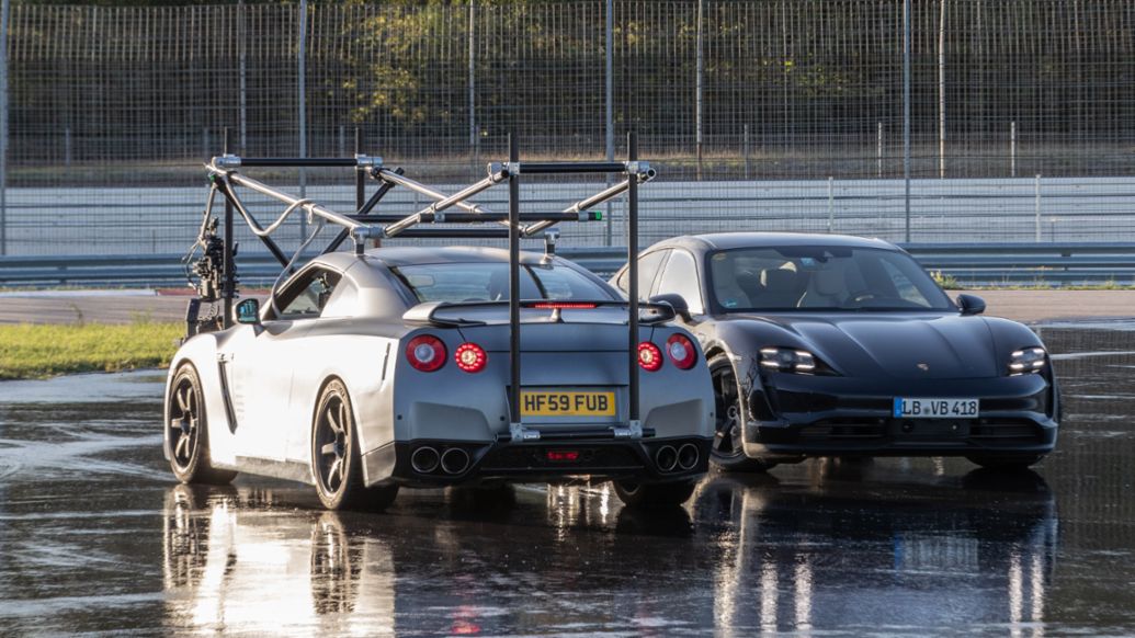 Taycan drift record, Porsche Experience Centre (PEC) Hockenheimring, 2020, Porsche AG