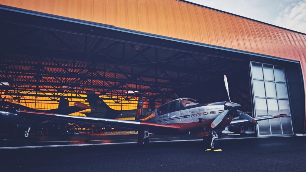 Mooney, 2024, Porsche AG