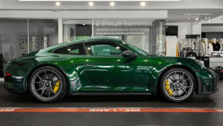 Porsche Panamá presenta el nuevo 911 GT3 Touring, la máxima expresión de rendimiento deportivo