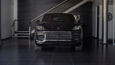 Porsche presenta en El Salvador el Cayenne Black Edition, con especial detalle en el diseño y mayor equipamiento
