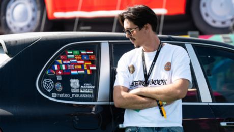 Cayenne drives 34,000 kilometres to Icons of Porsche