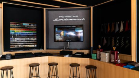 Sonderwunsch Lounge debuts at Icons of Porsche