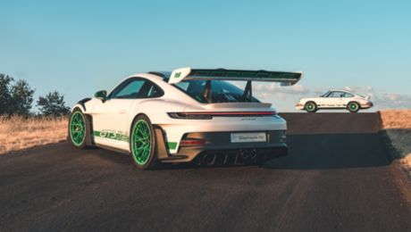 Porsche 911 GT3 RS celebrates 50 years of Carrera RS 2.7