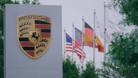 Porsche Financial Services, Inc. Completes Inaugural $911 Million SEC-Registered Prime Auto Lease ABS Transaction