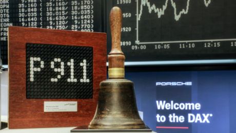 Frankfurt Stock Exchange: Porsche takes fast lane into the DAX