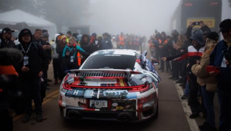 Pikes Peak: peak performance with the 911 Turbo S 