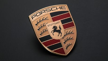 Porsche focuses battery activities on cell and system development