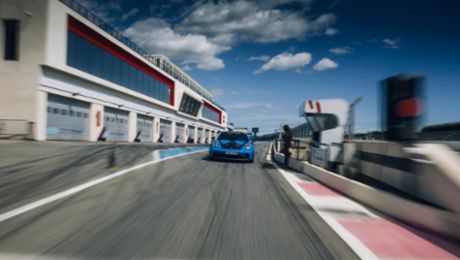 Driving school 2.0: Master Training in the French Riviera