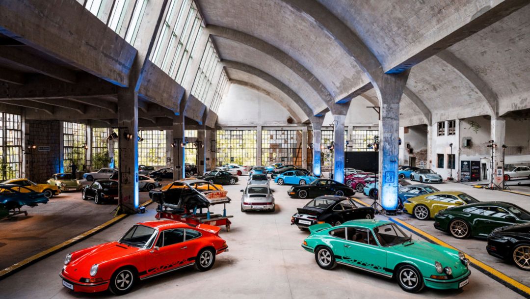 Porsche Club Praha uspořádal za podpory českého importéra Porsche unikátní setkání legendárních modelů 911