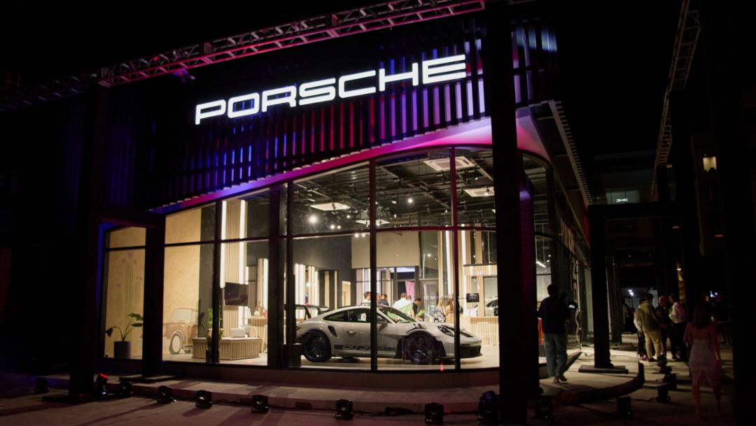 Porsche de México refuerza su vínculo con clientes con la apertura de Porsche NOW en Los Cabos