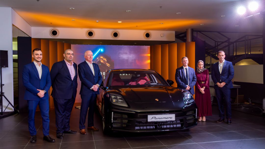 The all-new Porsche Panamera: choose boldly