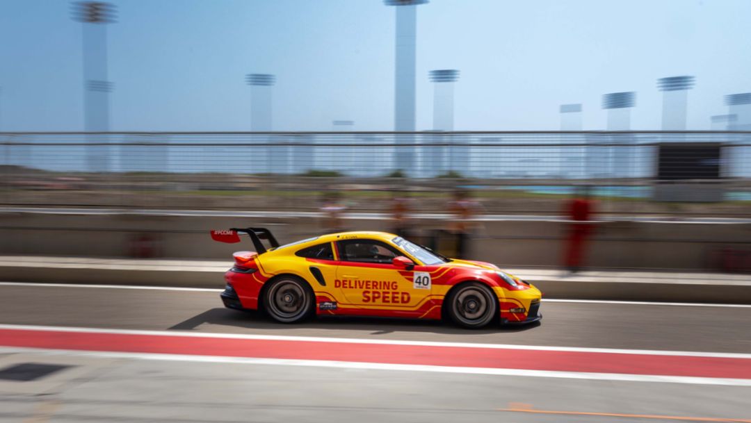 Robert de Haan dominates in Bahrain as Janne Stiak claims title 