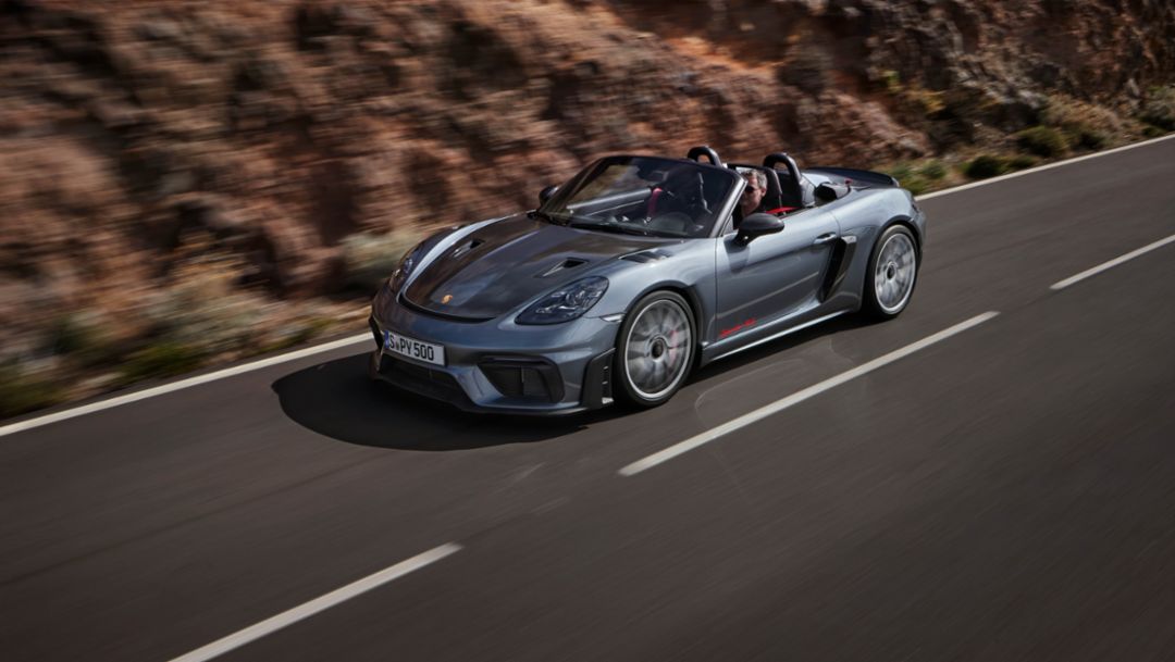 Porsche 718 Spyder RS becomes the pinnacle of the mid-engined family