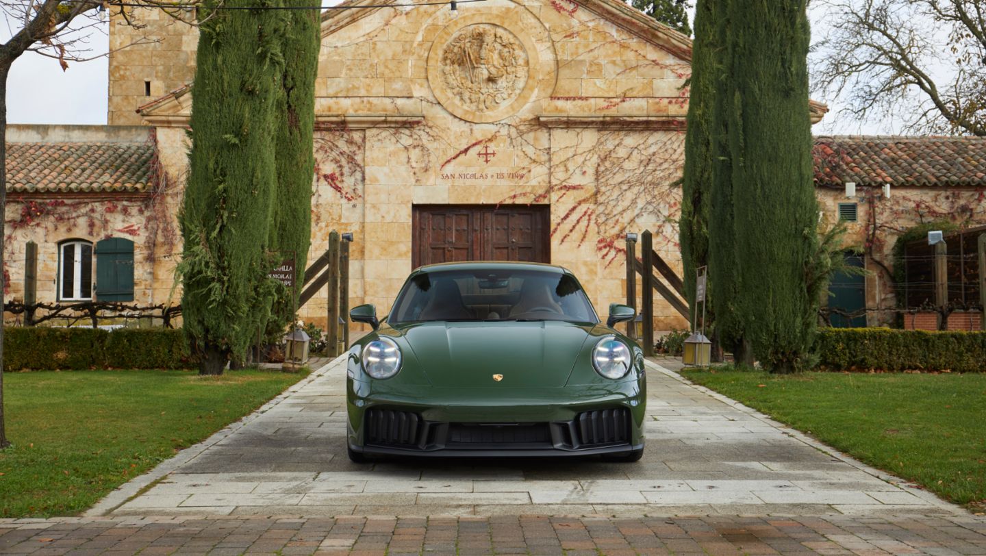 Porsche 911 Cuarenta Edition, España, 2025, Porsche Ibérica