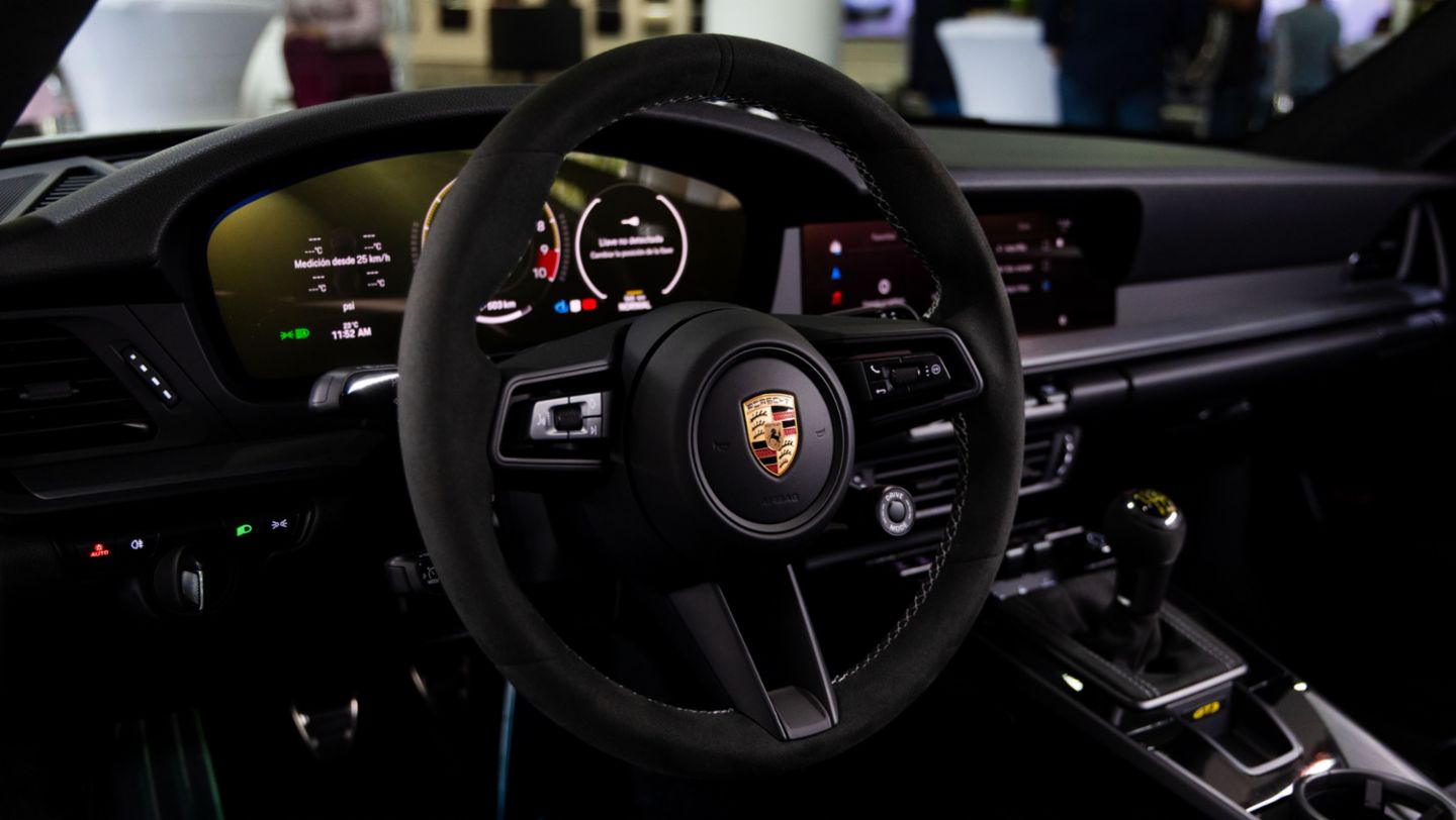 Para la pista y la carretera: llega a Guatemala el nuevo 911 GT3