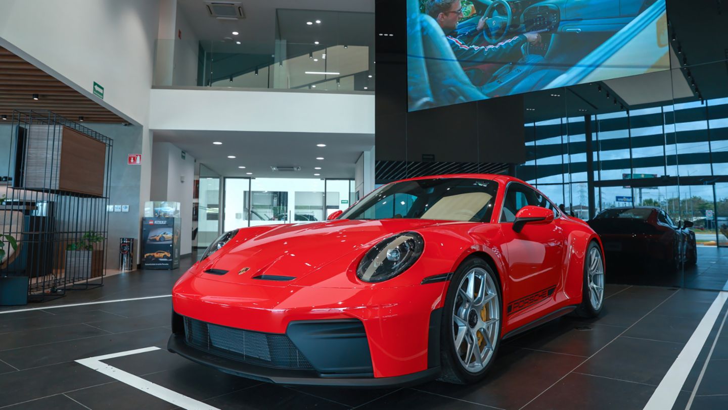 Inauguración Porsche Centre Mérida, Porsche de México, 2026.