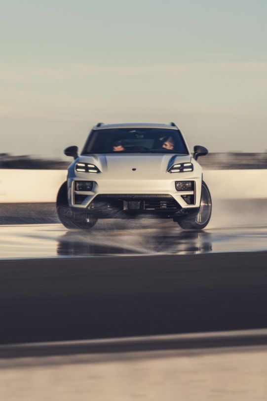Porsche Experience Centers welcome the new Macan Electric to the track
