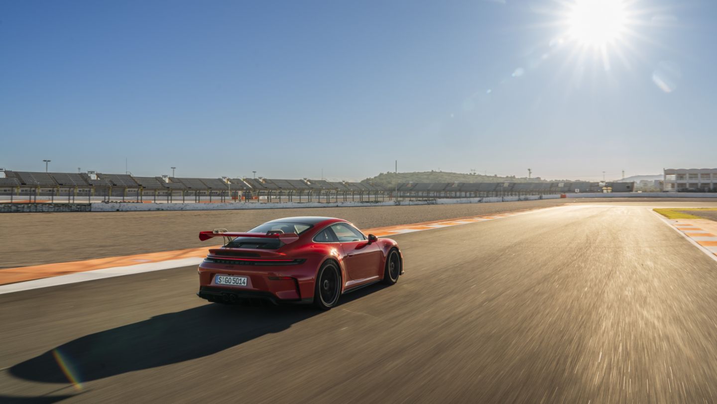 911 GT3 Guards Red