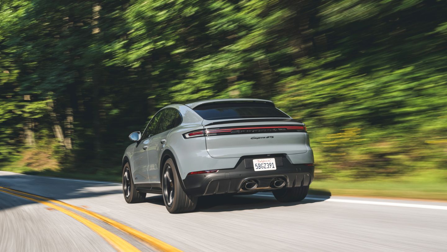 Porsche Cayenne GTS Coupé - Arctic Grey