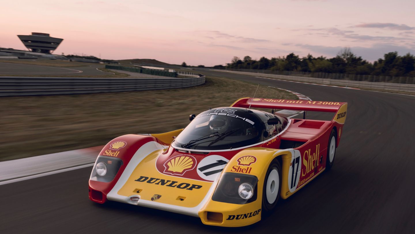 962-009 Shell Dunlop Design ST (1987), 2022, Porsche AG