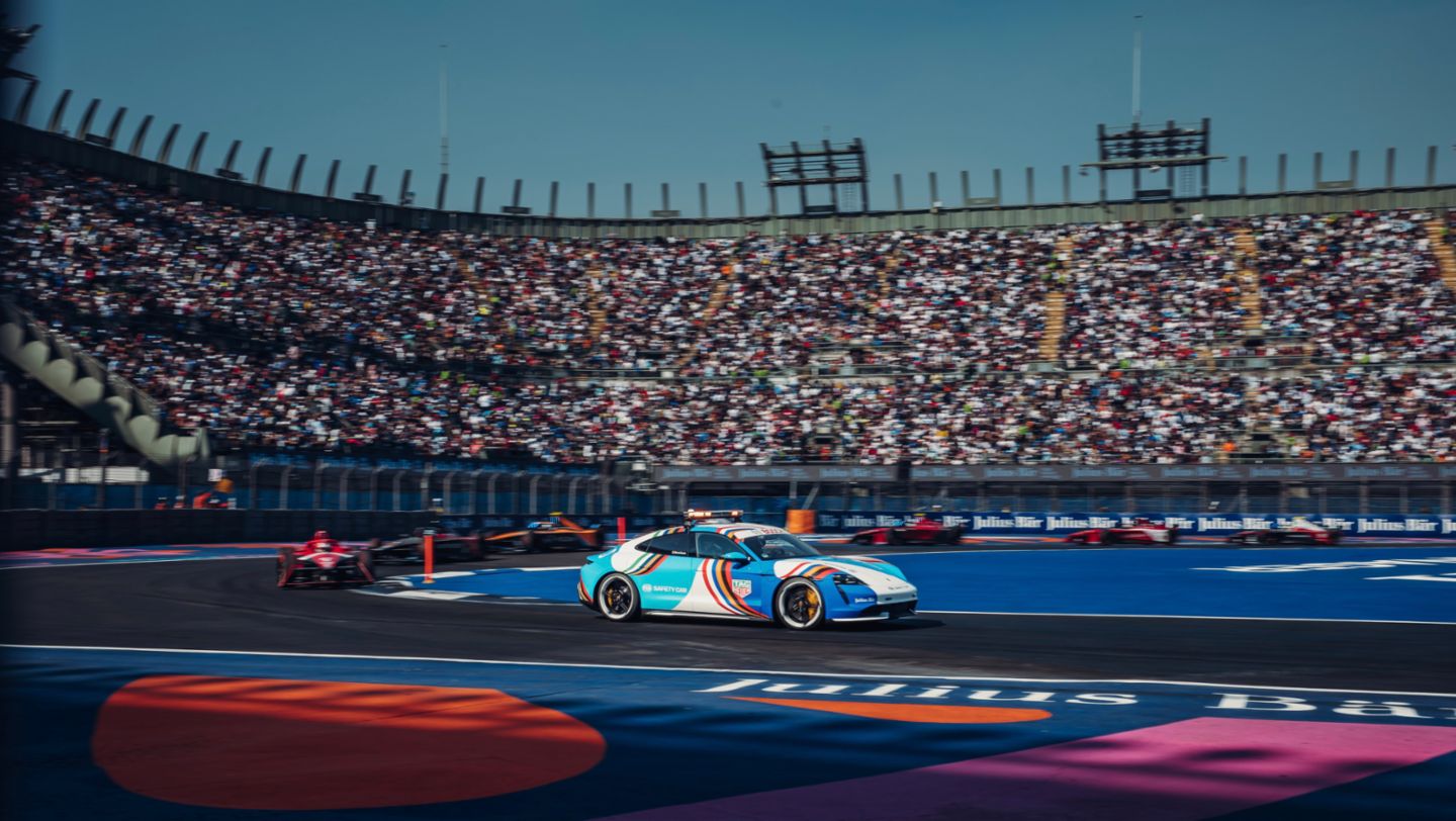Taycan Turbo S, Safety Car, ABB FIA Formula E World Championship, 2022, Porsche AG