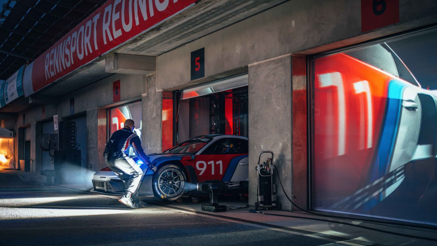 Porsche 911 GT3 R rennsport, Rennsport Reunion 7, WeatherTech Raceway Laguna Seca, California, 2023, Porsche AG