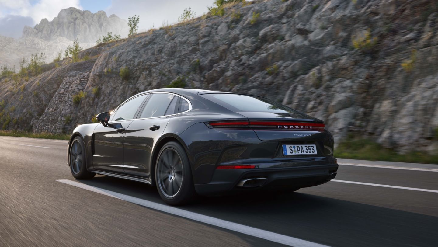 Panamera 4, 2023, Porsche AG