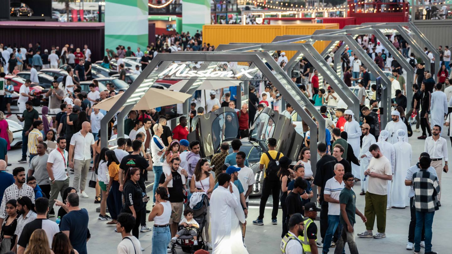 Icons of Porsche, Dubai, 2023, Porsche AG