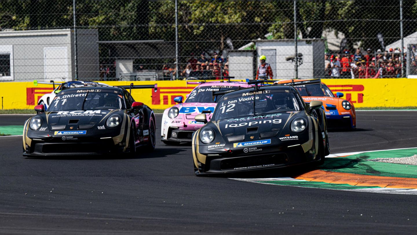 Larry ten Voorde (NL), Schumacher CLRT (#12), Porsche-Junior Alessandro Ghiretti (F), Schumacher CLRT (#11), Porsche 911 GT3 Cup, Porsche Mobil 1 Supercup, Monza, Rennen, 2024, Porsche AG