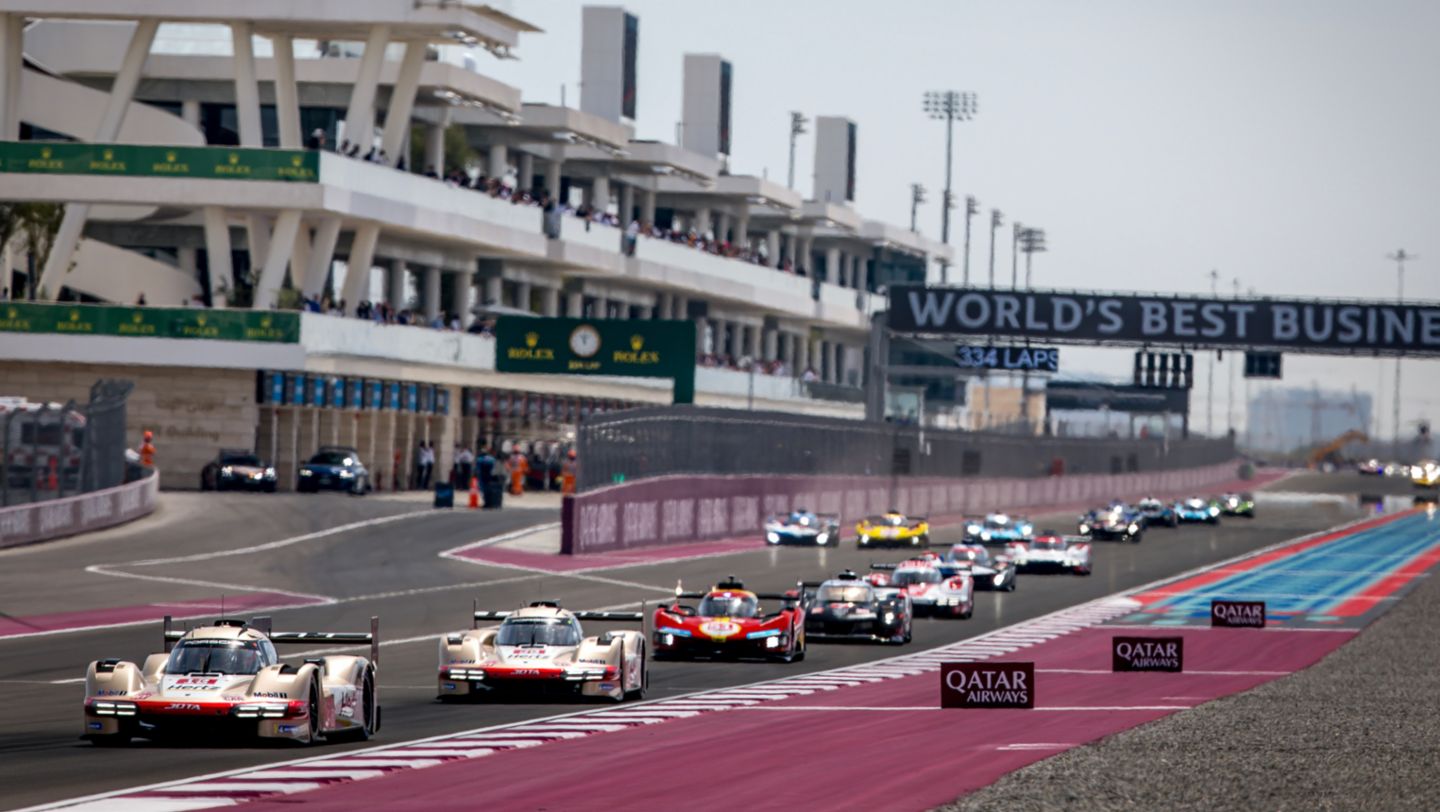 Porsche 963, Hertz Team Jota (#12), Will Stevens (UK), Callum Ilott (UK), Norman Nato (F), Qatar, 2024, Porsche AG