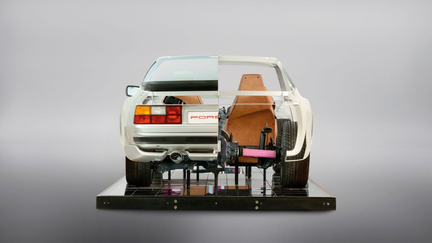Porsche 944, Schnittmodell, 2026, Porsche AG